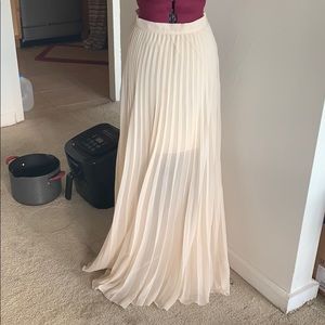 Bebe Pleated Maxi Skirt